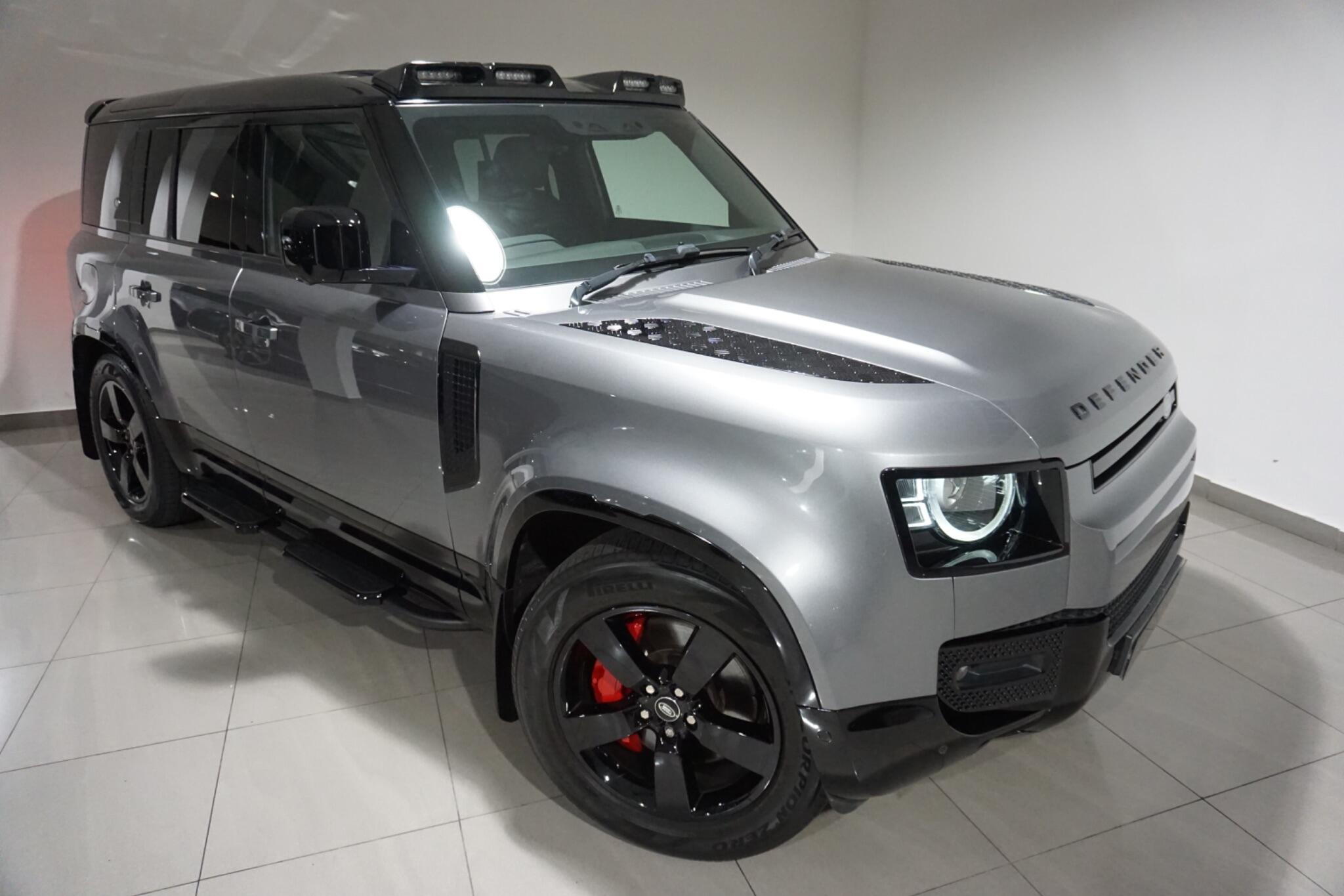 Land Rover Defender 110 3.0 D250 MHEV X-Dynamic SE SUV 5dr Diesel Auto 4WD Euro 6 (s/s) (250 ps)